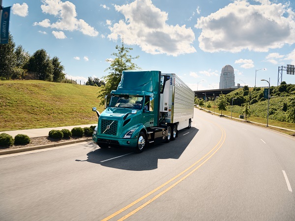 Volvo Trucks launches electric truck with longer range